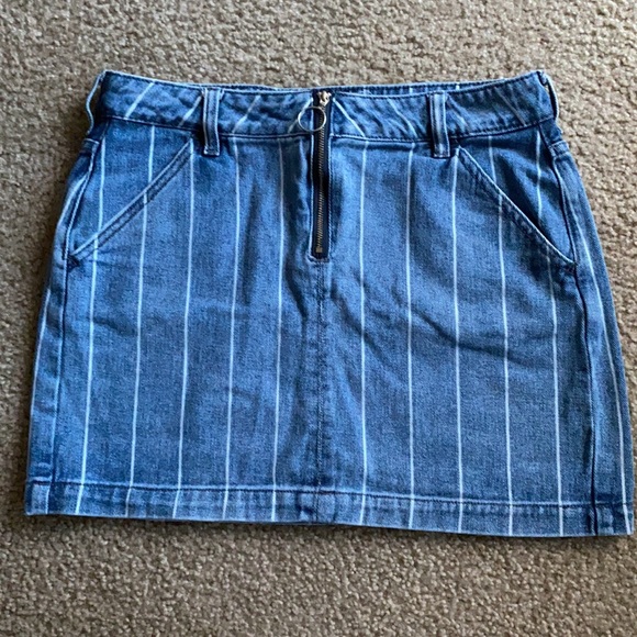 PacSun Striped Denim Skirt with Front Zipper - Picture 6 of 8